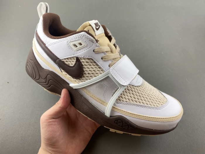 Travis Scott x Nike Zoom Field Jaxx 