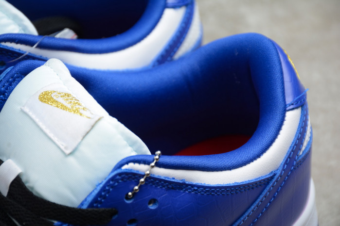 S*p*e x nike sb dunk low "blue stars" dh3228-100