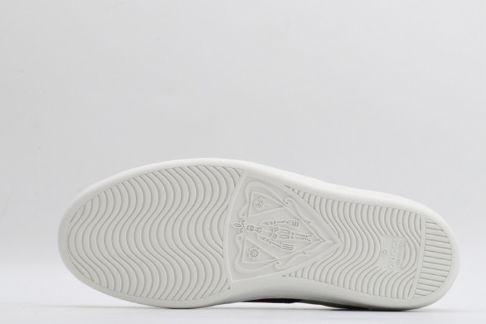 G*u*i* trainer sneaker61