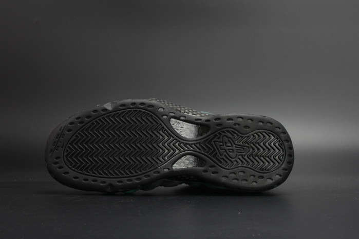 Nike Air Foamposite One “Northern Lights” Black/Green mens 840559-001