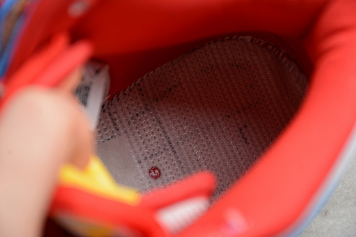 Nike SB Dunk High Doraemon CI2692-400