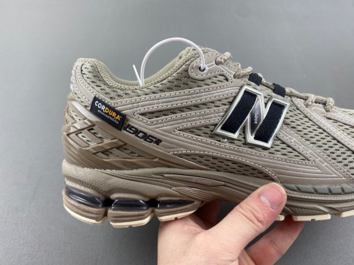 New Balance 1906R Cordura 