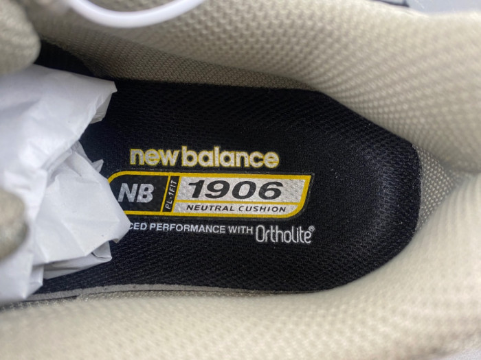New Balance 1906R Cordura 